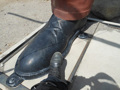 Muffler Man wears my boots!